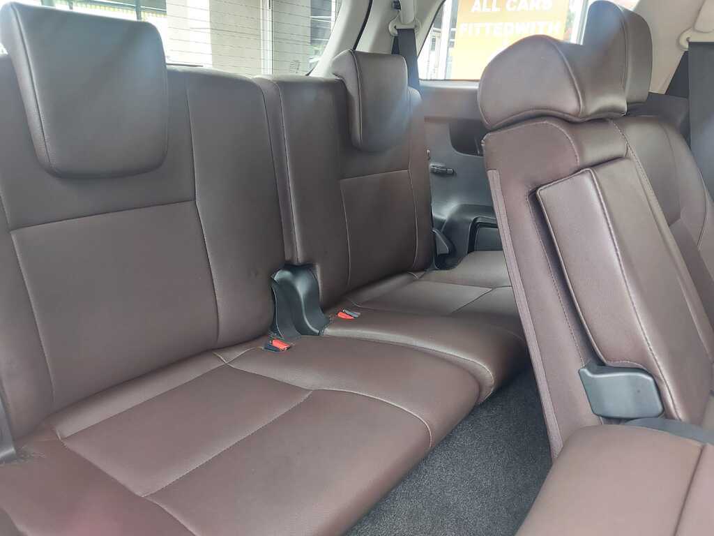 TOYOTA FORTUNER FORTUNER 2.4GD-6 R/B A/T