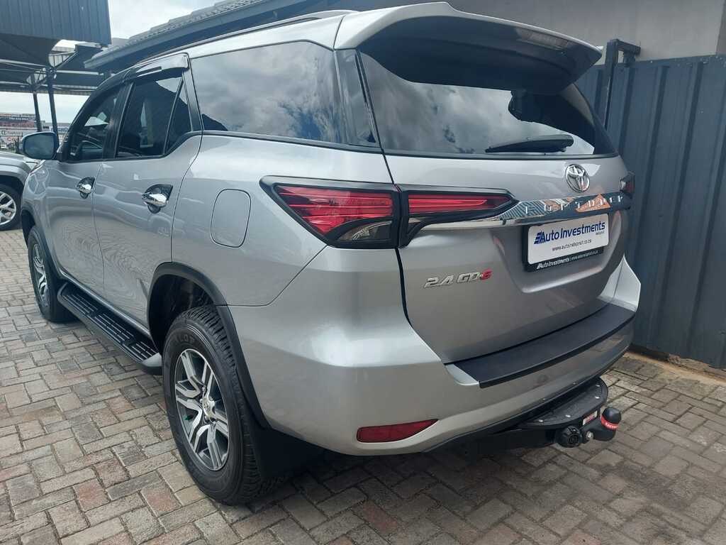 TOYOTA FORTUNER FORTUNER 2.4GD-6 R/B A/T