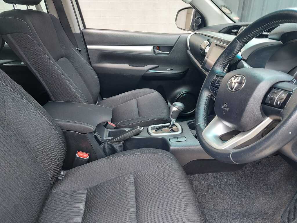 TOYOTA HILUX HILUX 2.8 GD-6 RAIDER 4X4 A/T P/U D/C