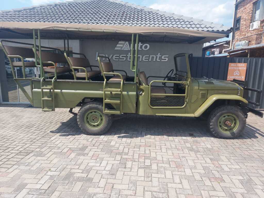 TOYOTA LAND CRUISER PICK UP LAND CRUISER DIESEL P/U S/C - 5