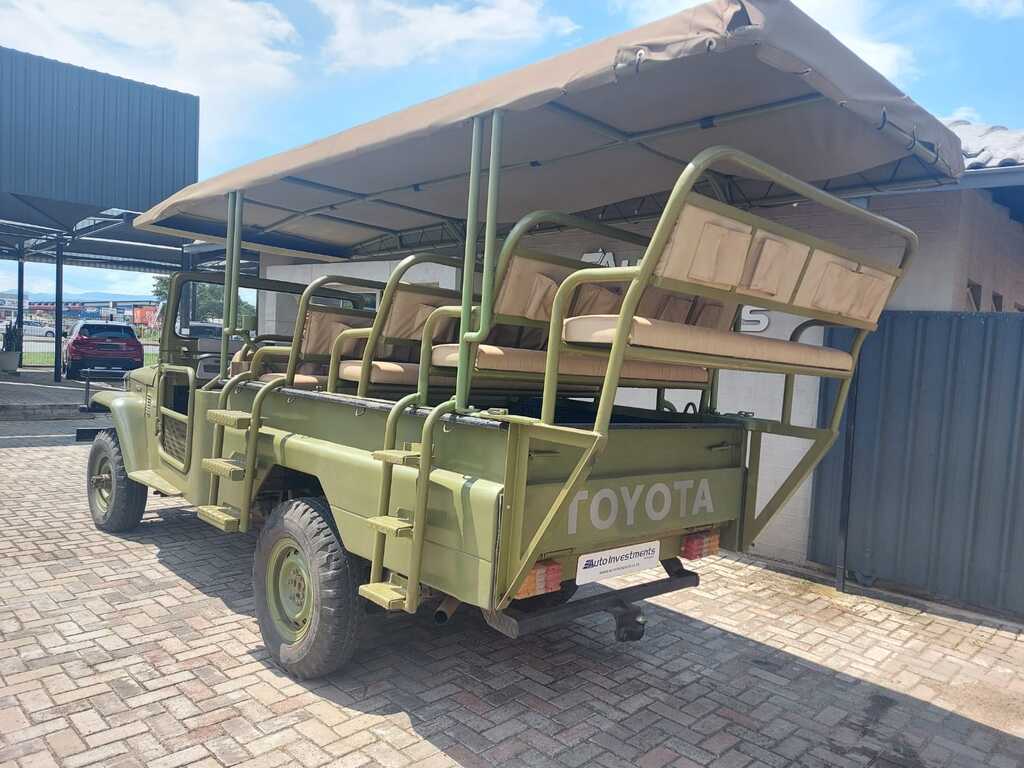 TOYOTA LAND CRUISER PICK UP LAND CRUISER DIESEL P/U S/C - 8