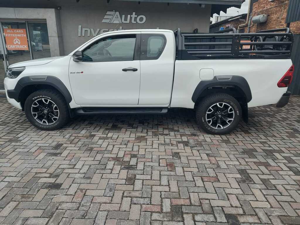 TOYOTA HILUX HILUX 2.8 GD-6 RB LEGEND 4X4 A/T P/U E/CAB - 4
