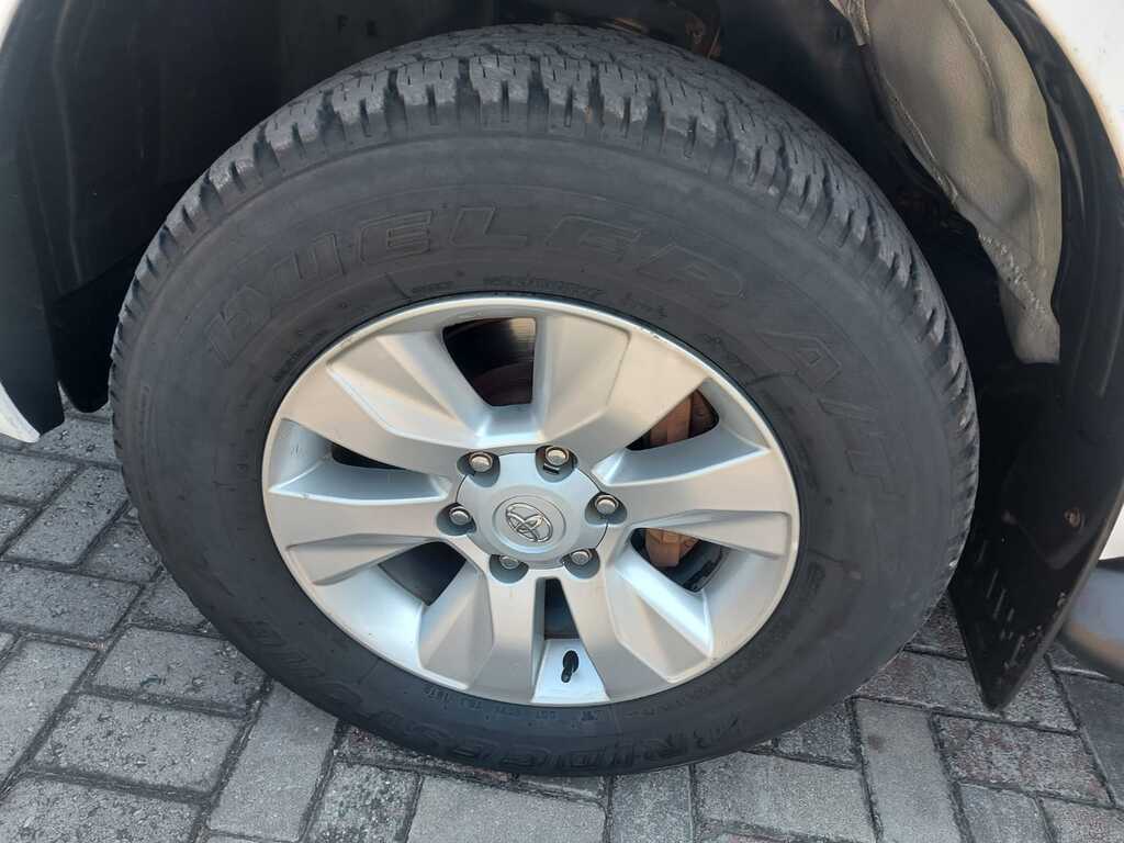 TOYOTA HILUX HILUX 2.4 GD-6 RB SRX P/U S/C