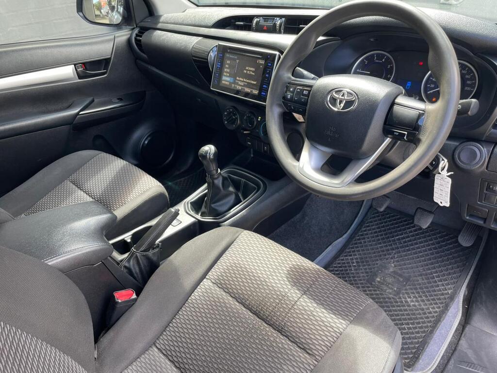TOYOTA HILUX HILUX 2.4 GD-6 RB SRX P/U S/C