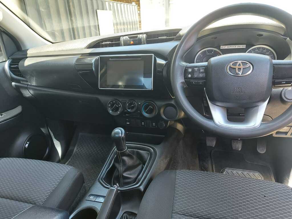 TOYOTA HILUX HILUX 2.4 GD-6 RB SRX P/U S/C