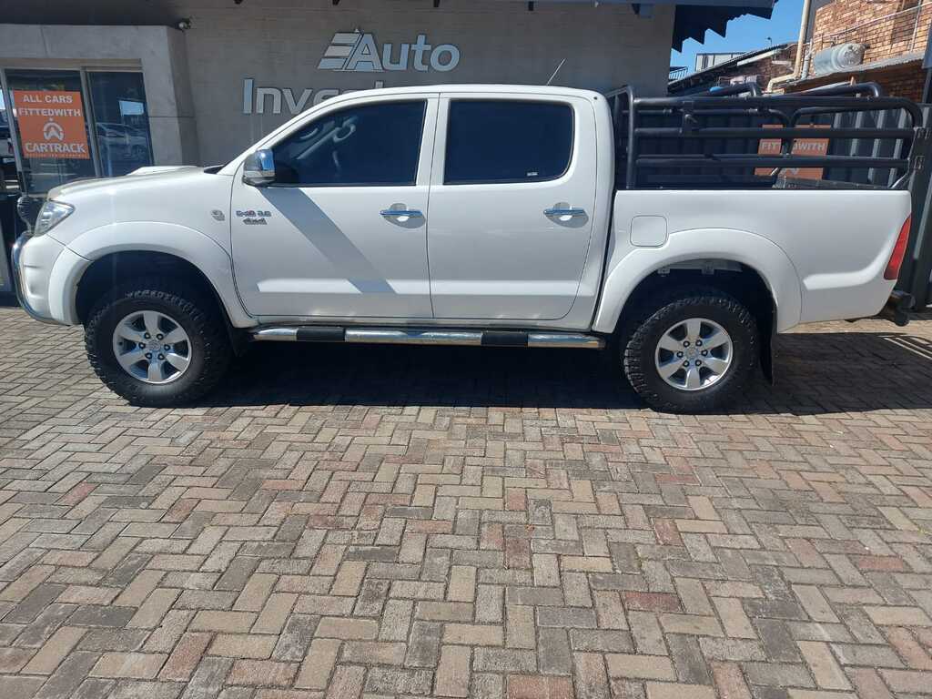 TOYOTA HILUX HILUX 3.0 D-4D RAIDER 4X4 A/T P/U D/C