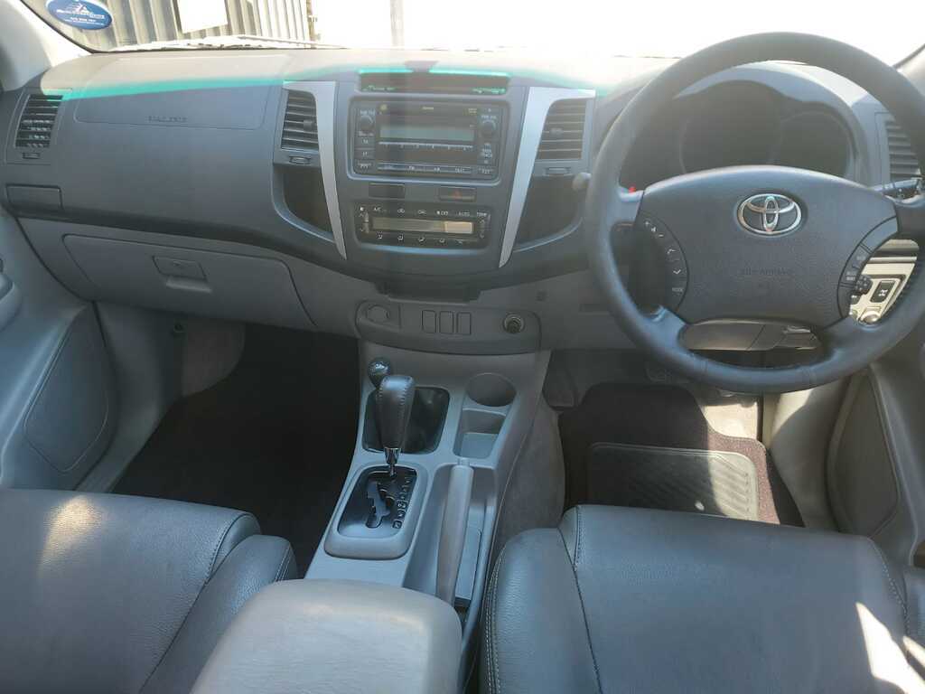 TOYOTA HILUX HILUX 3.0 D-4D RAIDER 4X4 A/T P/U D/C