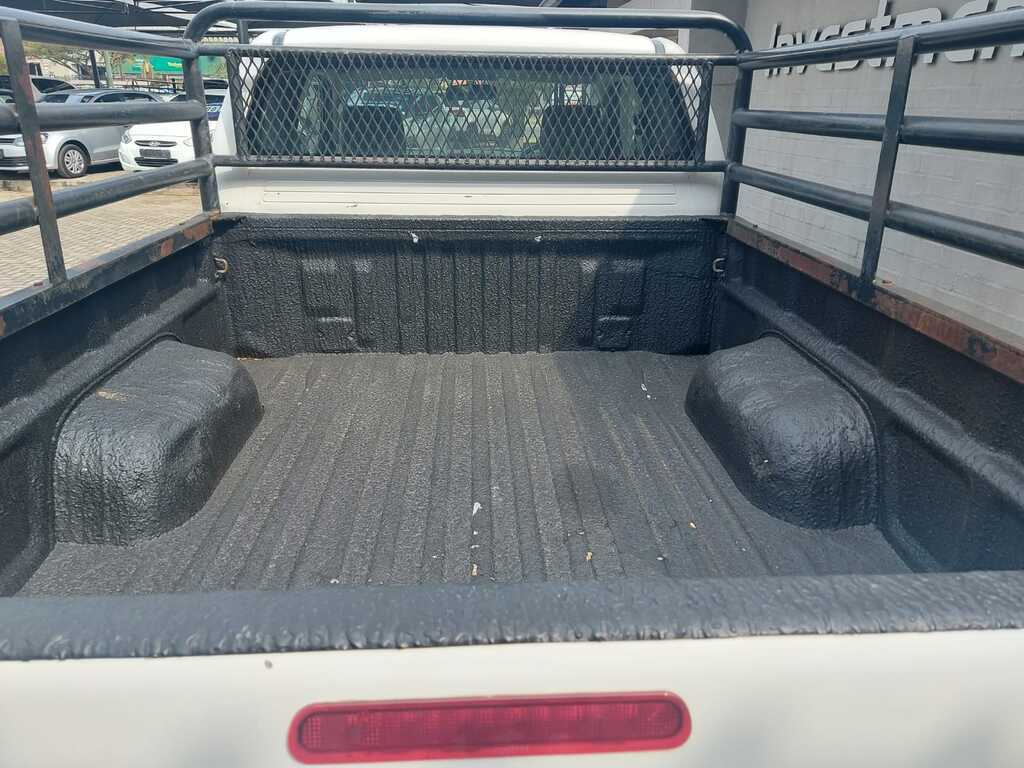 TOYOTA HILUX HILUX 3.0D-4D RAIDER XTRA CAB P/U S/C