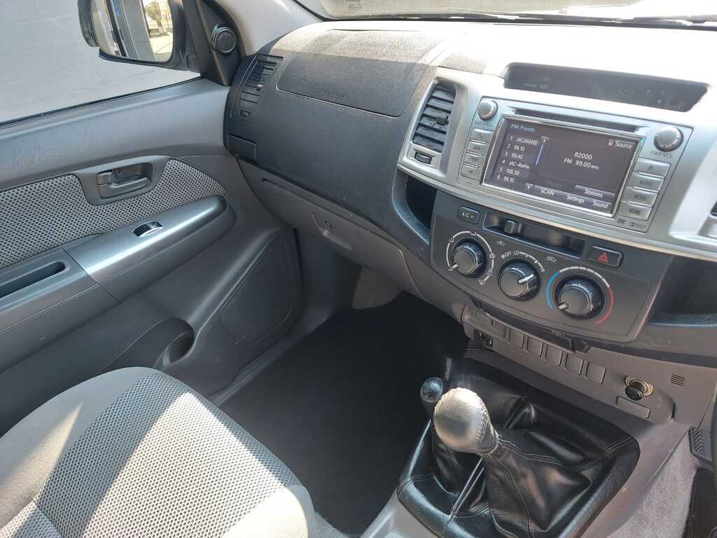 TOYOTA HILUX HILUX 3.0D-4D RAIDER XTRA CAB 4X4 P/U S/C