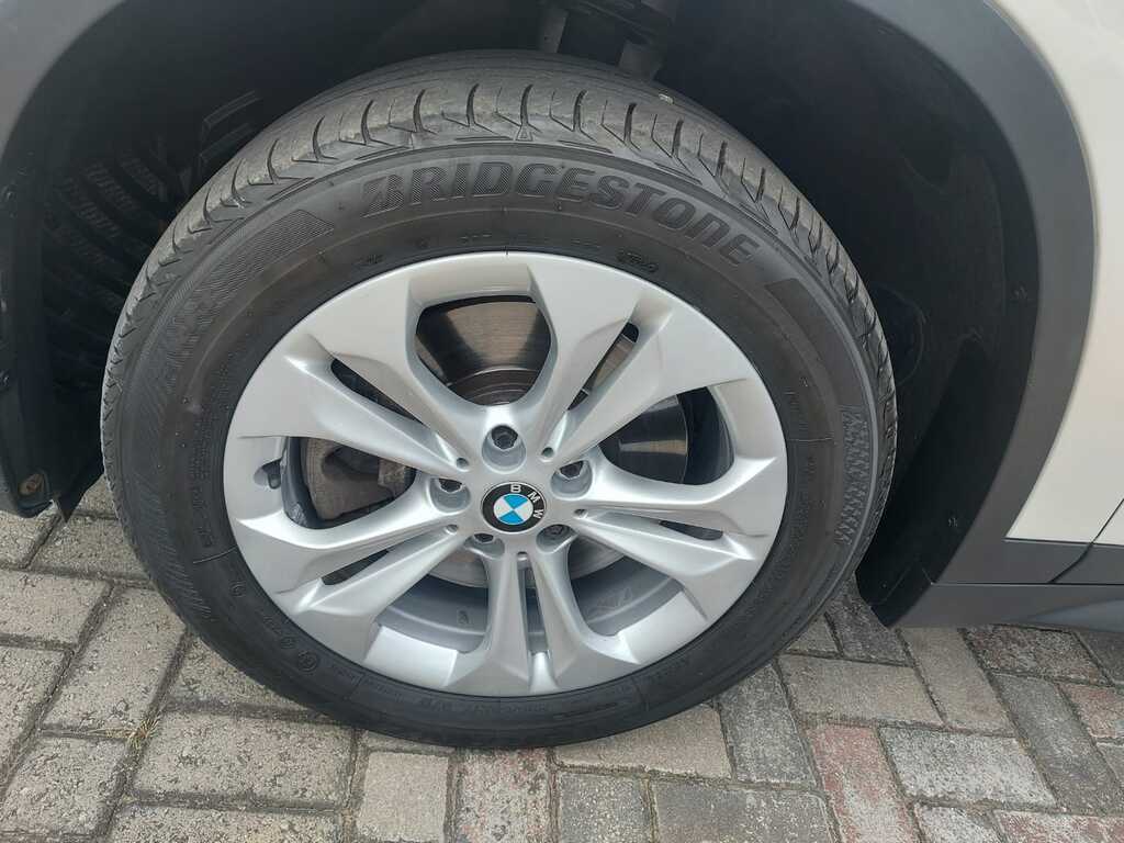 BMW X1 X1 sDRIVE20i  A/T (F48) - 19