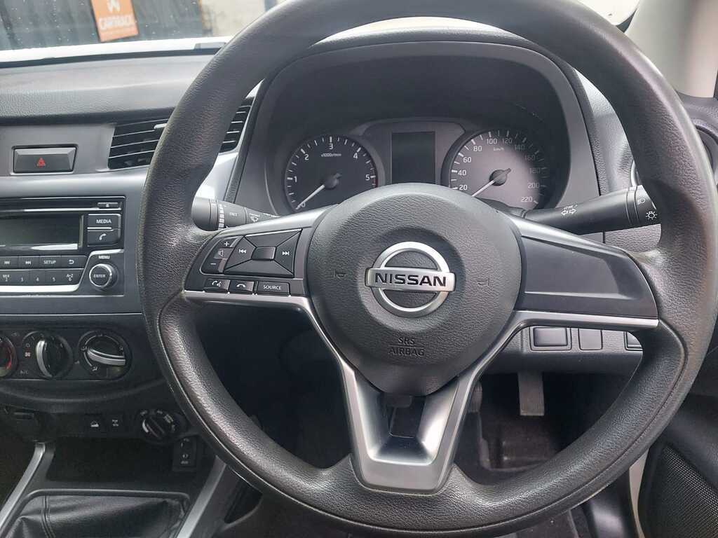 NISSAN NAVARA NAVARA 2.5DDTI SE 4X4 S/C P/U
