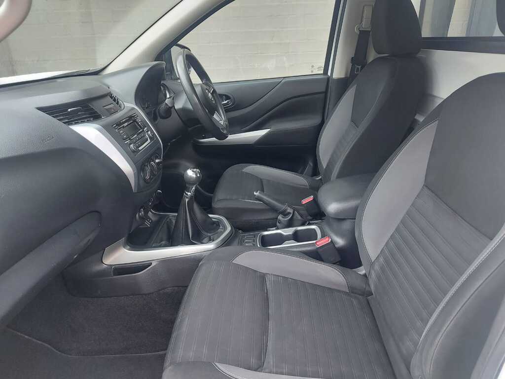 NISSAN NAVARA NAVARA 2.5DDTI SE 4X4 S/C P/U