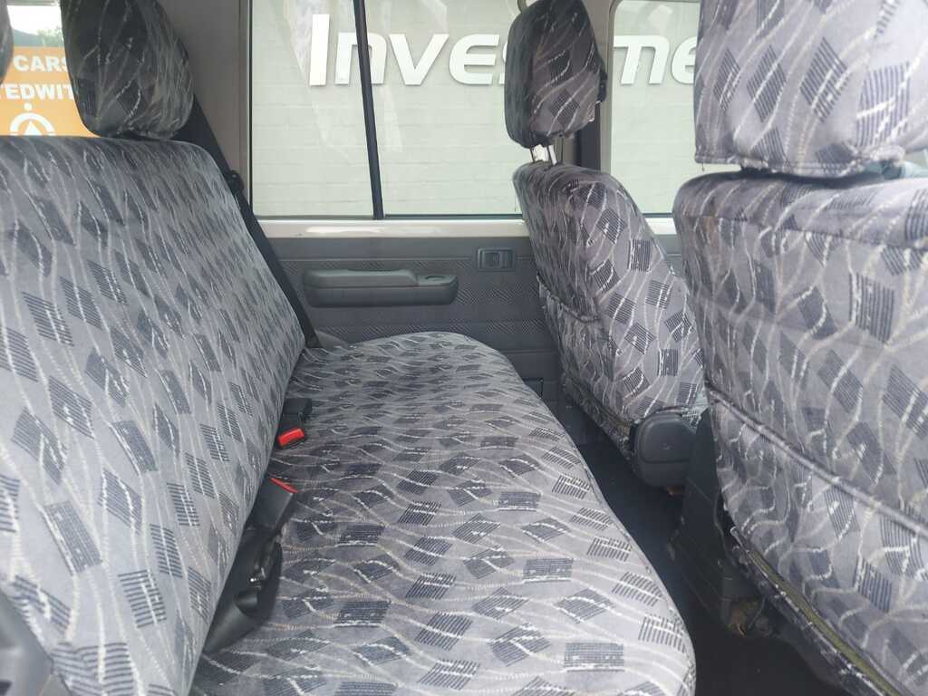 TOYOTA LAND CRUISER 70 LANDCRUISER 76 4.5D V8 S/W