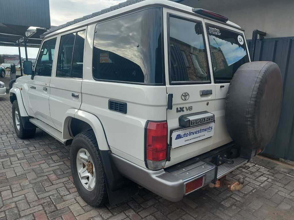 TOYOTA LAND CRUISER 70 LANDCRUISER 76 4.5D V8 S/W
