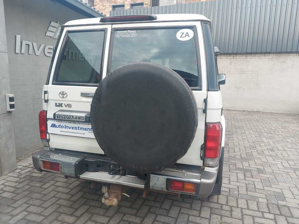 TOYOTA LAND CRUISER 70 LANDCRUISER 76 4.5D V8 S/W