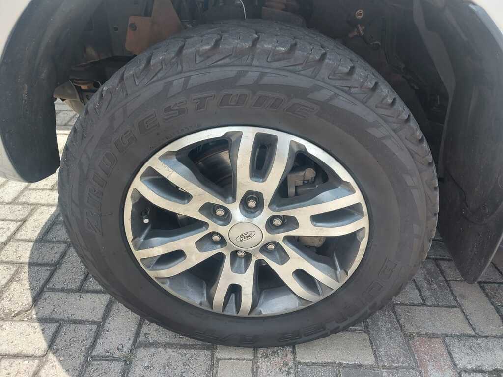 FORD EVEREST EVEREST 2.0D BI-TURBO LTD 4X4 A/T