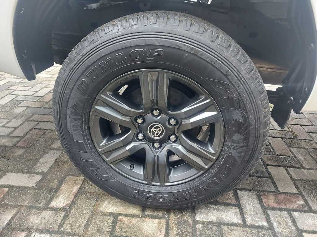 TOYOTA HILUX HILUX 2.4 GD-6 SRX 4X4 P/U S/C - 9