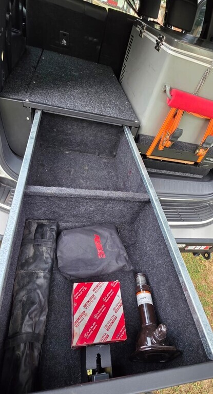 TOYOTA LAND CRUISER 300 LANDCRUISER 300 V6 3.3D GR-S - 13