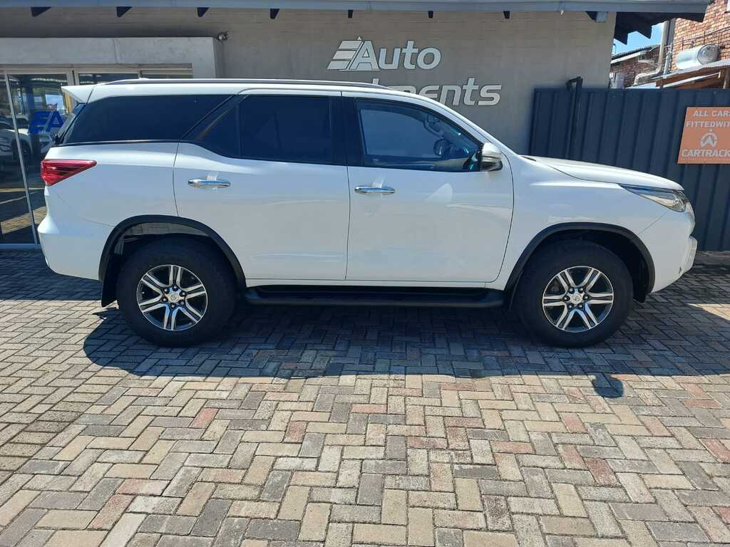 TOYOTA FORTUNER FORTUNER 2.8GD-6 R/B A/T - 4