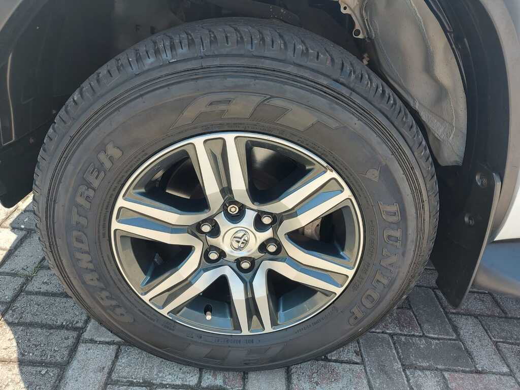 TOYOTA FORTUNER FORTUNER 2.8GD-6 R/B A/T - 9