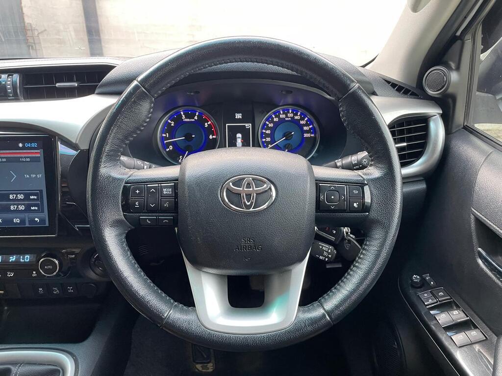 TOYOTA HILUX HILUX 2.8 GD-6 RAIDER 4X4 P/U D/C