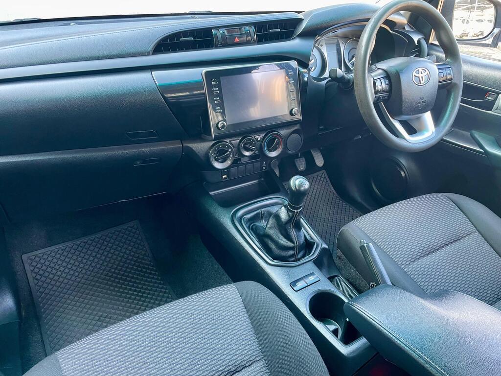 TOYOTA HILUX HILUX 2.4 GD-6 RB RAIDER P/U E/CAB - 12