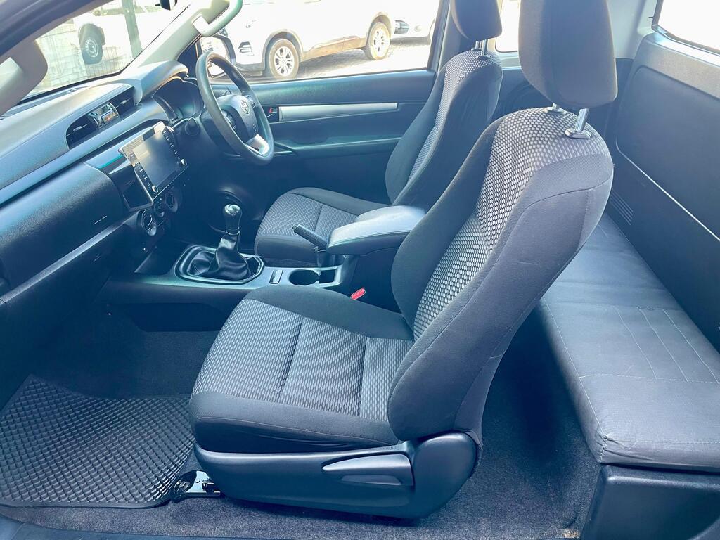 TOYOTA HILUX HILUX 2.4 GD-6 RB RAIDER P/U E/CAB - 18