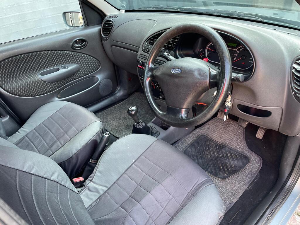 FORD BANTAM BANTAM 1.6i XLT P/U S/C