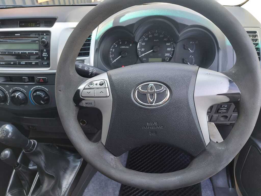 TOYOTA HILUX HILUX 2.5D-4D SRX 4X4 P/U D/C