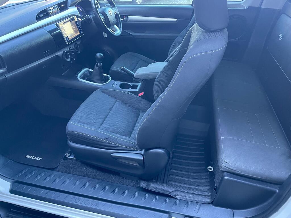 TOYOTA HILUX HILUX 2.8 GD-6 RB RAIDER P/U E/CAB - 18