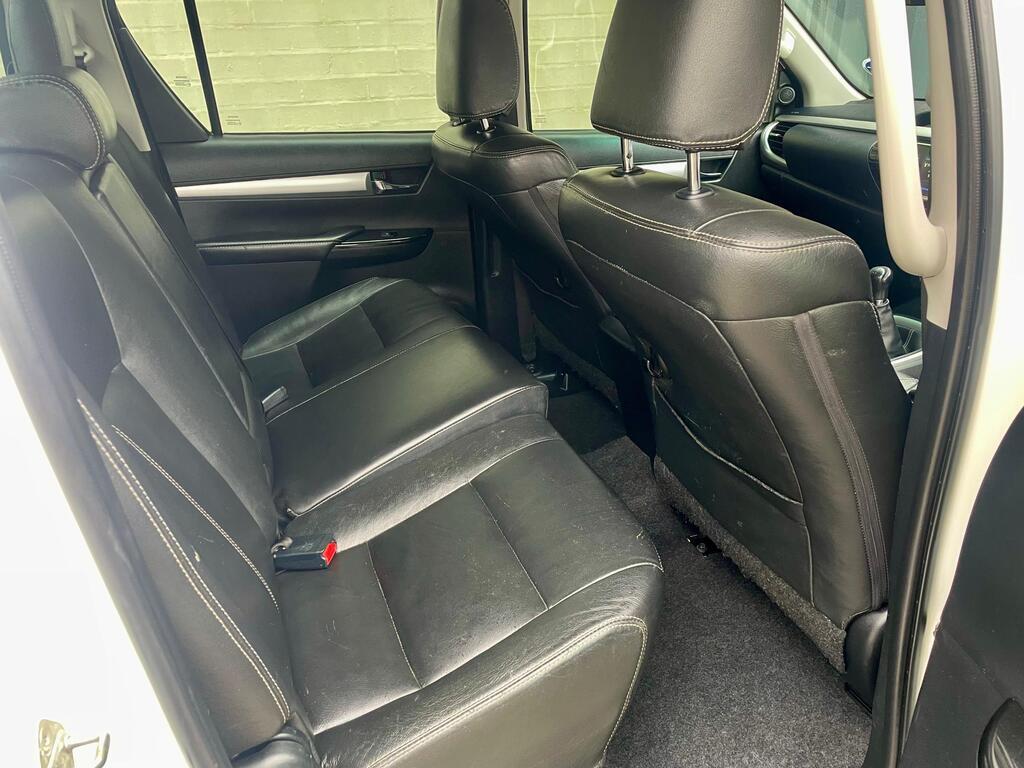 TOYOTA HILUX HILUX 2.8 GD-6 RAIDER 4X4 P/U D/C - 15