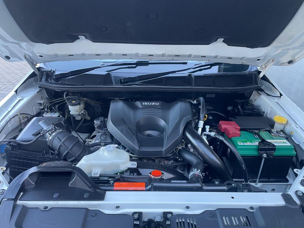 ISUZU D-MAX D-MAX 3.0 Ddi V-CROSS HR A/T D/C P/U - 11