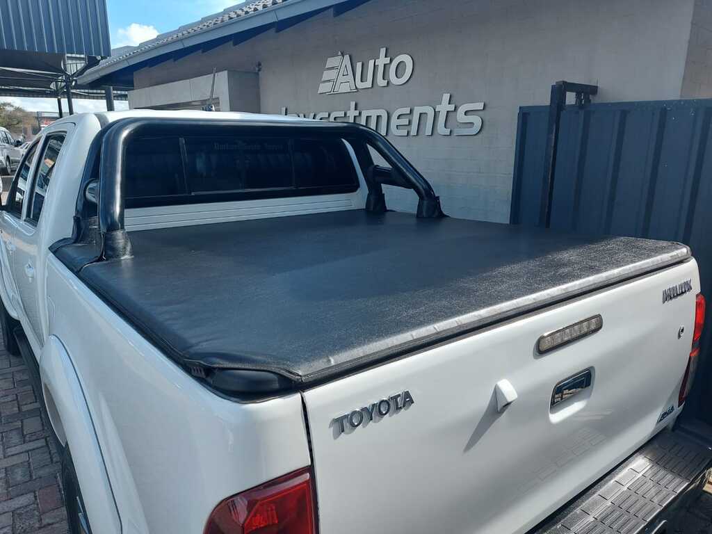 TOYOTA HILUX HILUX 3.0 D-4D LEGEND 45 4X4 A/T P/U D/C