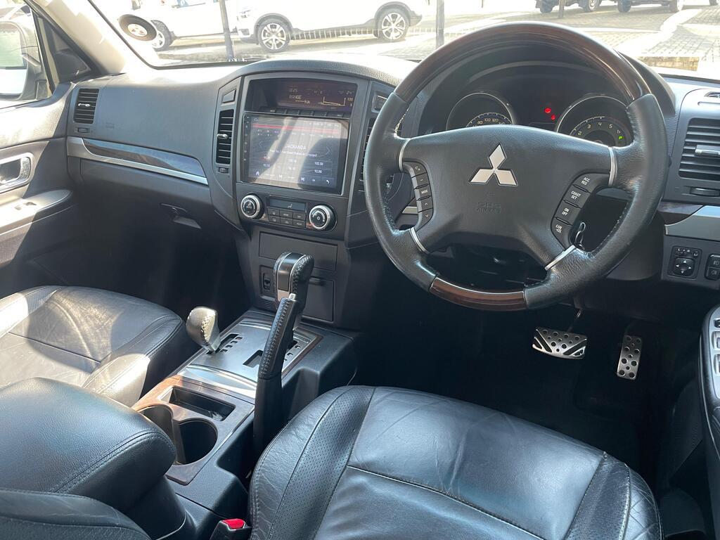 MITSUBISHI PAJERO PAJERO 3.2 Di-Dc GLS A/T - 11