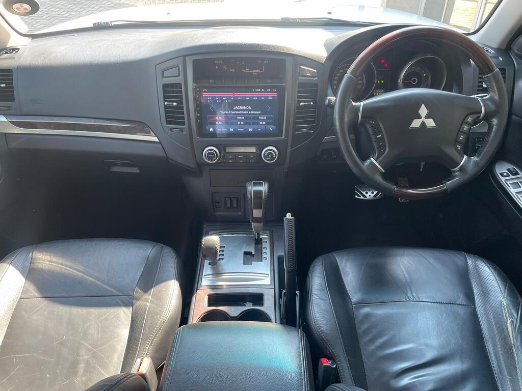 MITSUBISHI PAJERO PAJERO 3.2 Di-Dc GLS A/T - 9