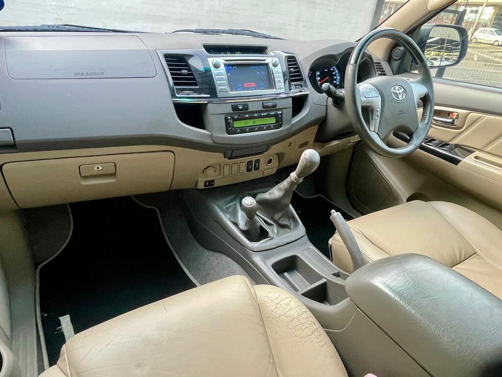TOYOTA FORTUNER FORTUNER 3.0D-4D 4X4 - 13