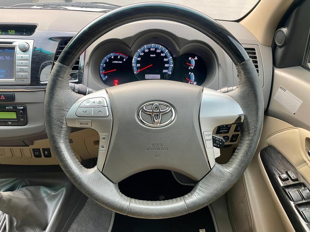 TOYOTA FORTUNER FORTUNER 3.0D-4D 4X4 - 14