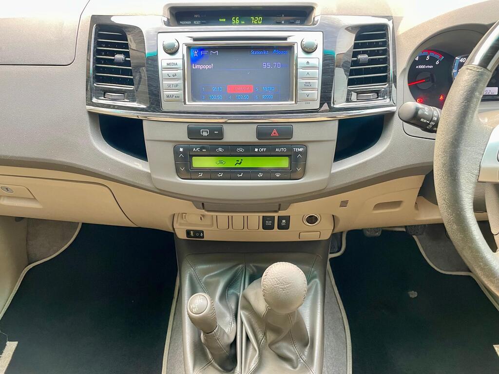 TOYOTA FORTUNER FORTUNER 3.0D-4D 4X4 - 15