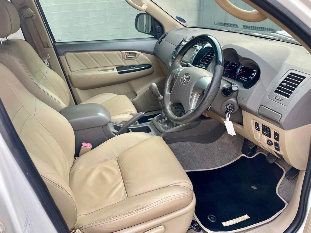 TOYOTA FORTUNER FORTUNER 3.0D-4D 4X4 - 16