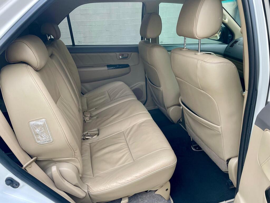 TOYOTA FORTUNER FORTUNER 3.0D-4D 4X4 - 17