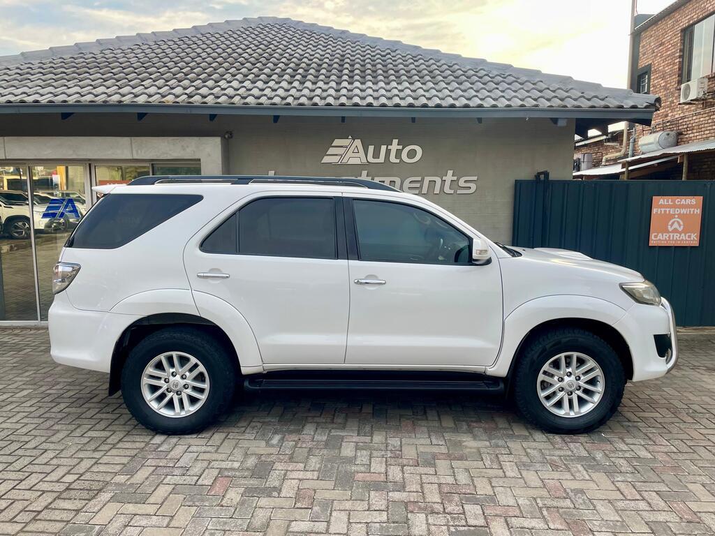 TOYOTA FORTUNER FORTUNER 3.0D-4D 4X4 - 4
