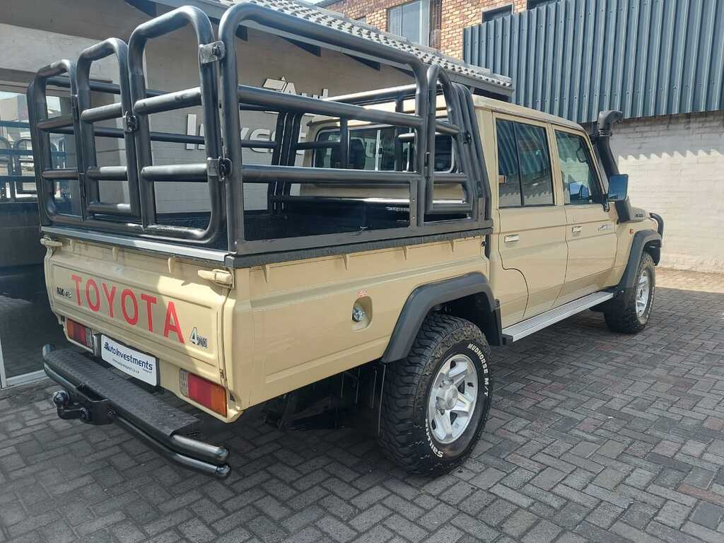 TOYOTA LAND CRUISER 79 LAND CRUISER 79 4.5D P/U D/C - 11