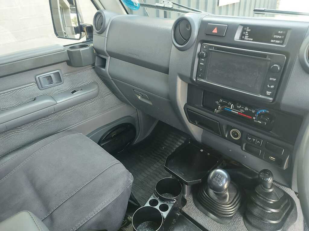 TOYOTA LAND CRUISER 79 LAND CRUISER 79 4.5D P/U D/C - 6