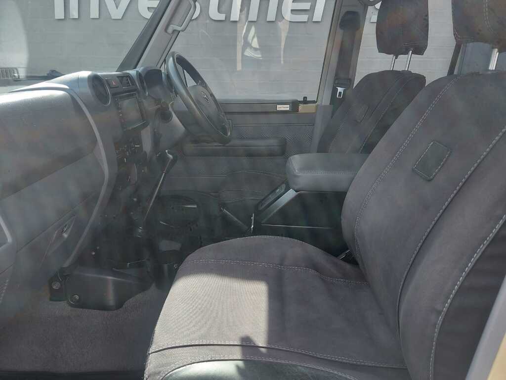 TOYOTA LAND CRUISER 79 LAND CRUISER 79 4.5D P/U D/C - 7