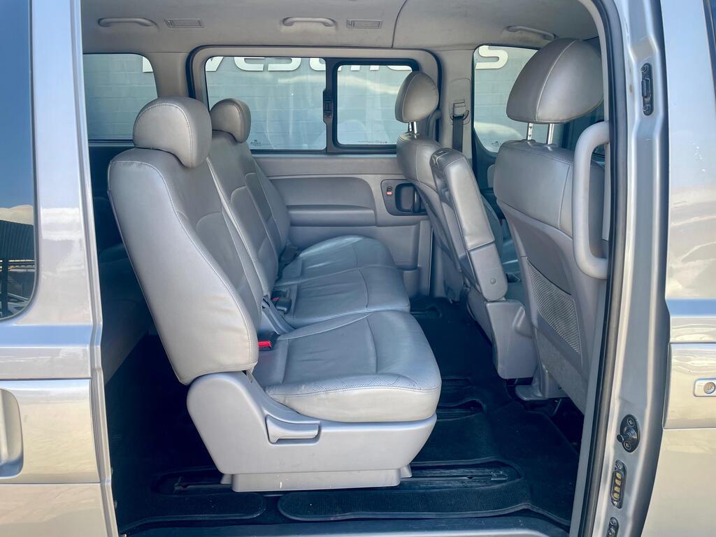 HYUNDAI H-1 H-1 2.5 CRDI A/T/ 2.5 ELITE A/T - 15
