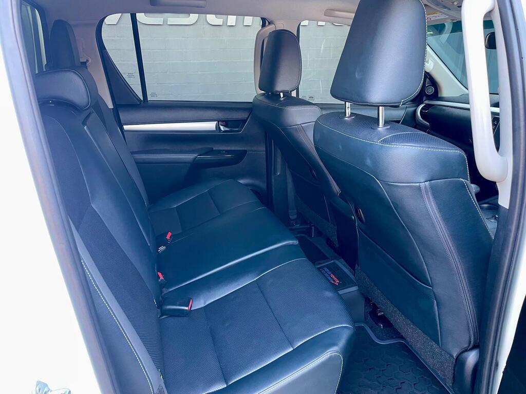 TOYOTA HILUX HILUX 2.8 GD-6 RB RAIDER 4X4 A/T P/U D/C (MHEV)