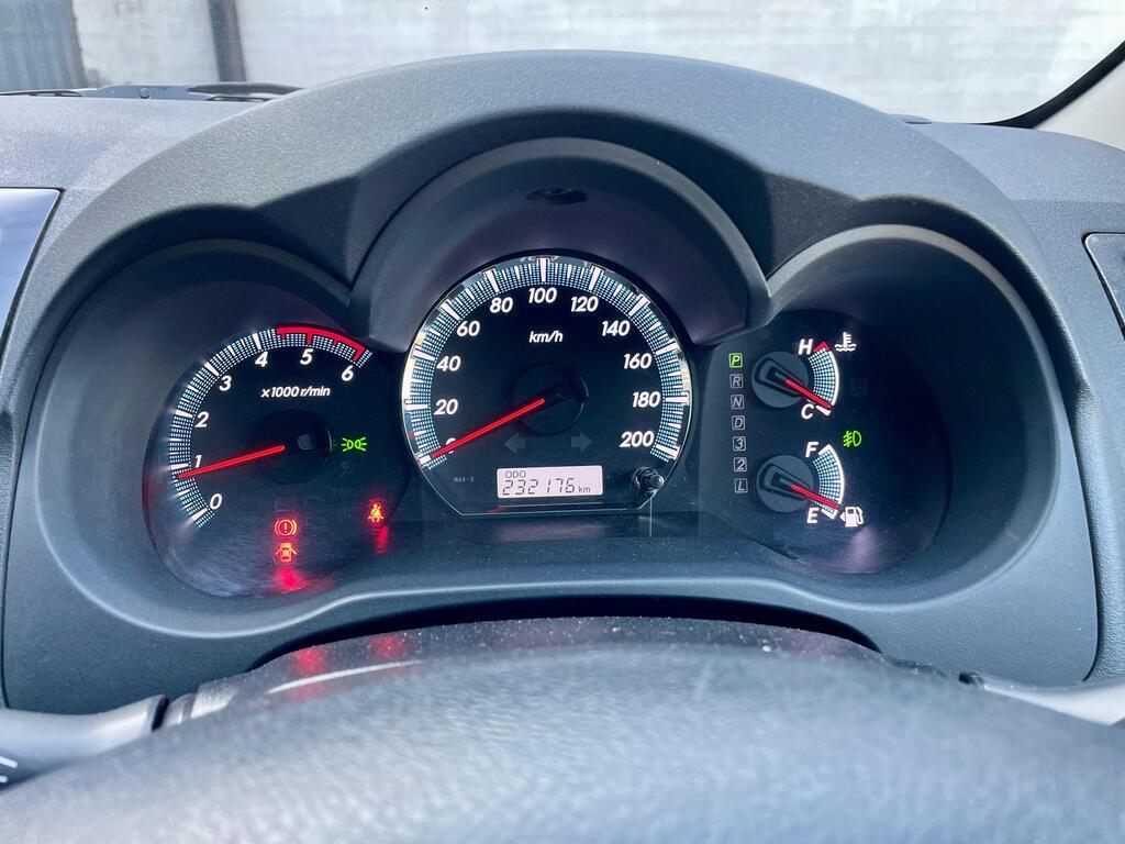 TOYOTA FORTUNER FORTUNER 3.0D-4D 4X4 A/T - 19