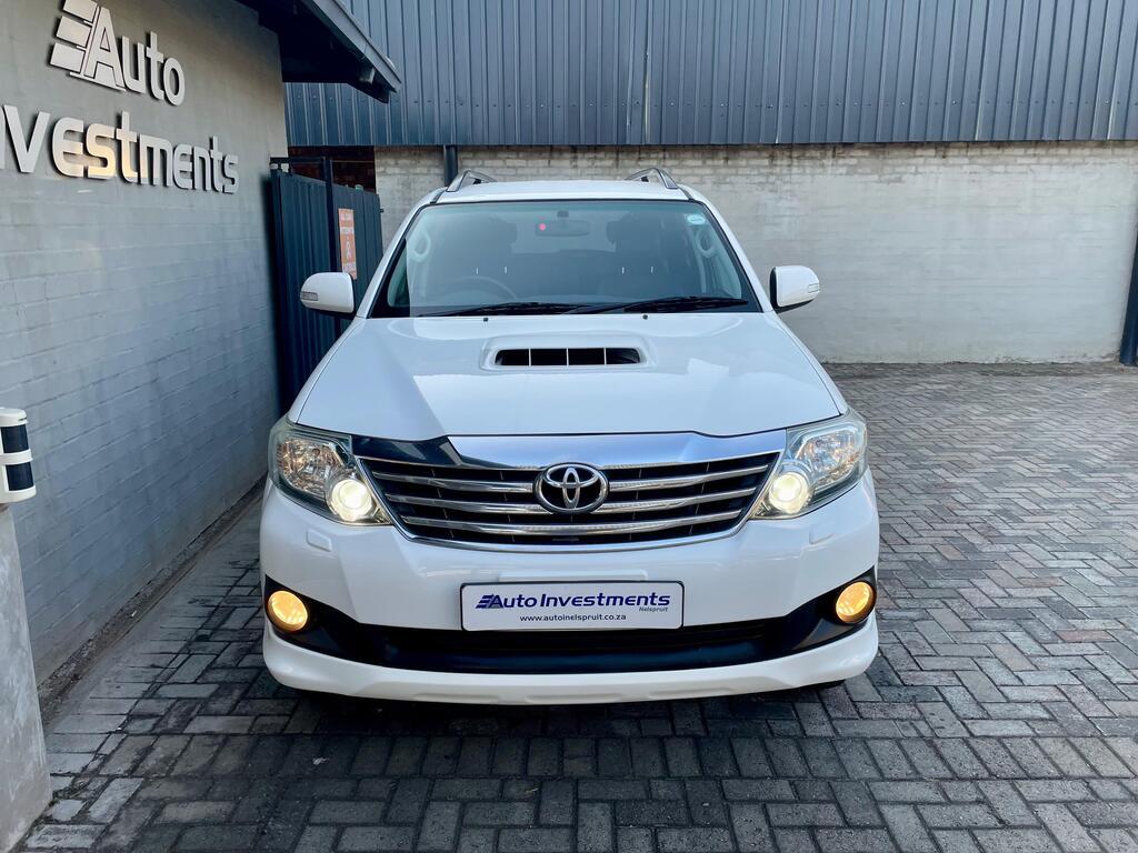 TOYOTA FORTUNER FORTUNER 3.0D-4D 4X4 A/T - 2