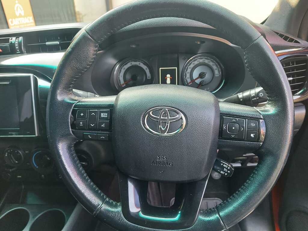 TOYOTA HILUX HILUX 2.8 GD-6 RB RAIDER 4X4 A/T P/U E/CAB - 11