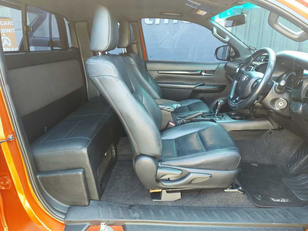 TOYOTA HILUX HILUX 2.8 GD-6 RB RAIDER 4X4 A/T P/U E/CAB - 18